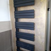 Dusche und Schrank Negernbötel