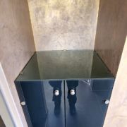 Dusche und Schrank Negernbötel